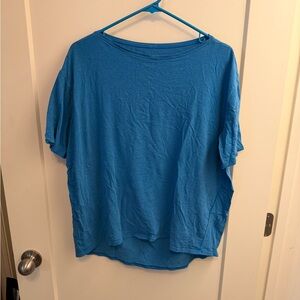 Lululemon back in action short sleeve